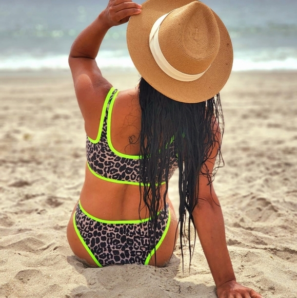 bikini cheetah/leopard print - Picture 1 of 4